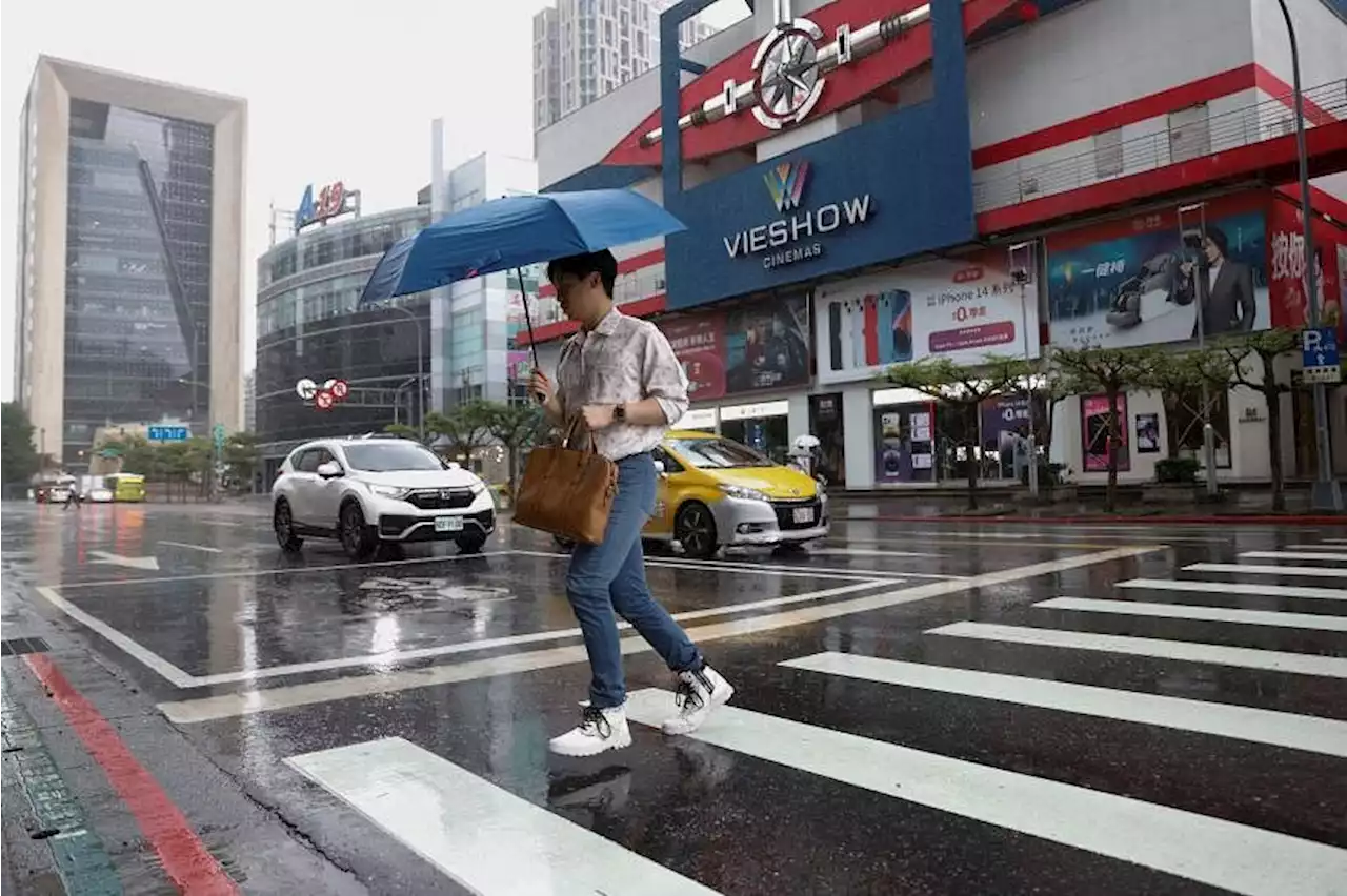 Heavy rain wreaks havoc in central Taiwan in wake of Typhoon Khanun