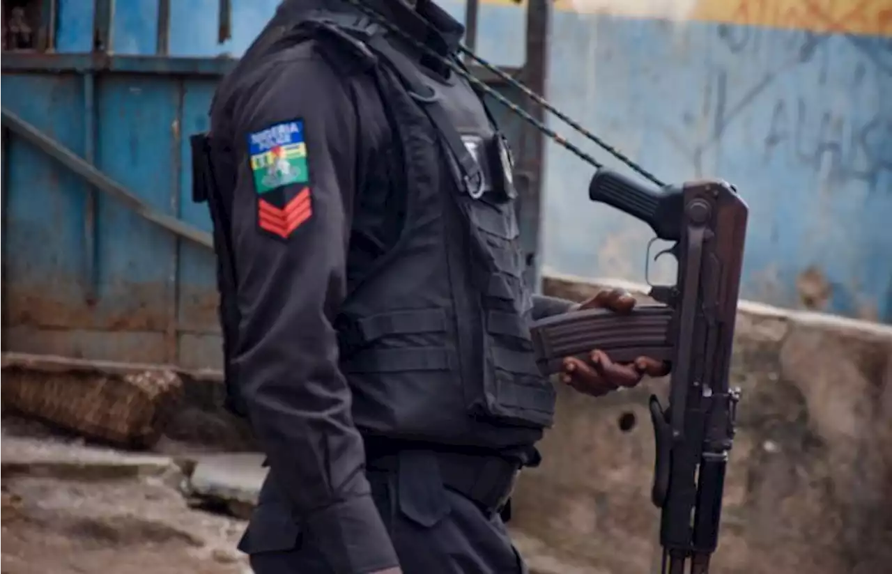 Police, FRSC, LASTMA officers arrested in Lagos for 'extortion' | TheCable