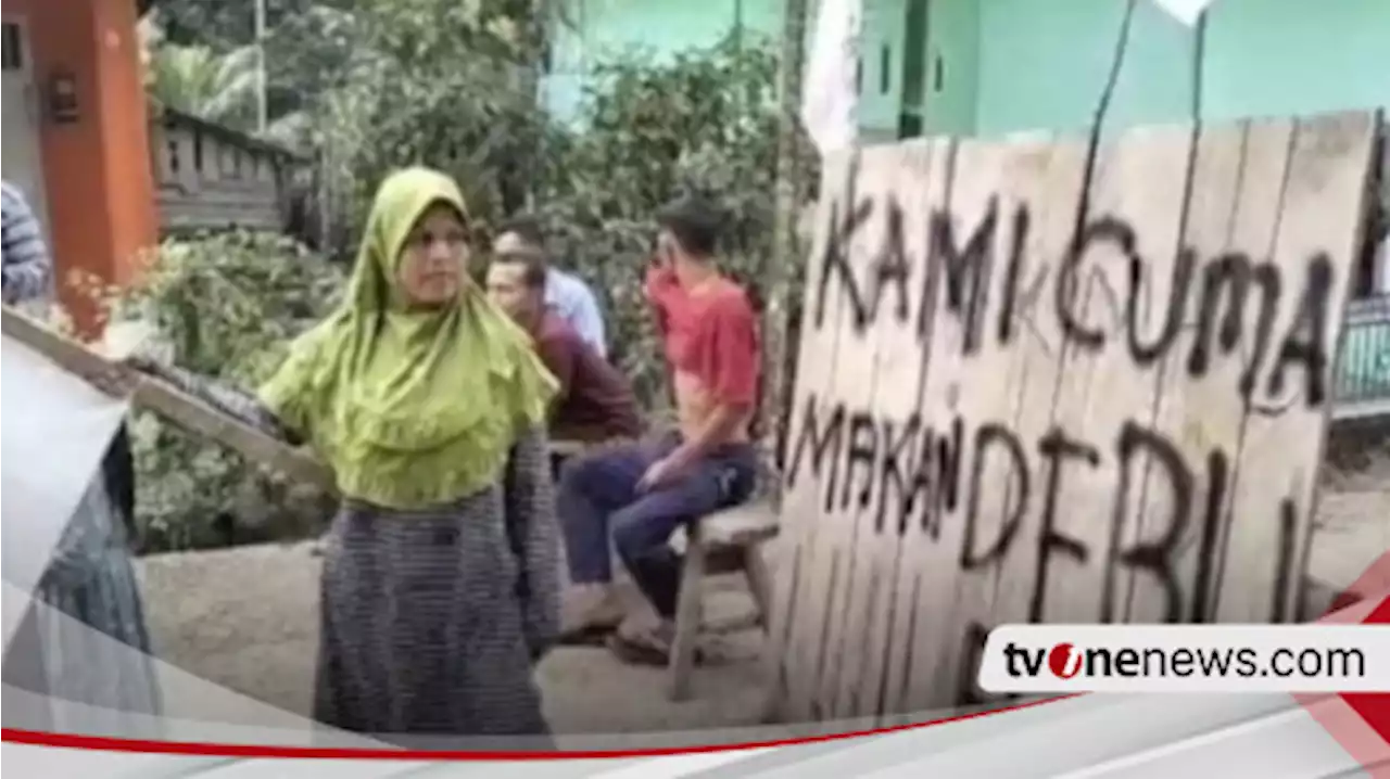 Puluhan Emak-emak Memblokir Jalan! Gegara Pembangunan Jalan Tol Muba-Jambi Berdebu