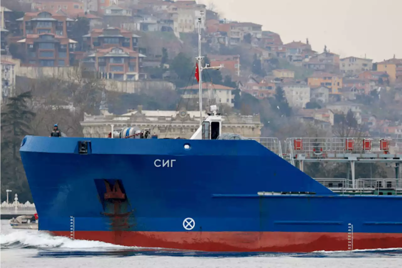 Ucrânia faz ofensiva no Mar Negro e ataca dois navios russos