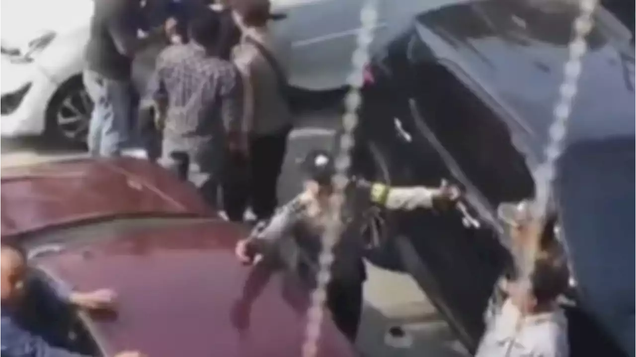 Viral Video Prajurit TNI Dikeroyok Ormas Pemuda di Kota Semarang