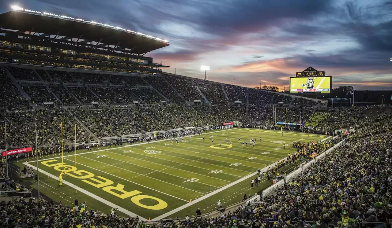 Big Ten pulls Oregon and Washington, dealing another crushing blow to Pac-12