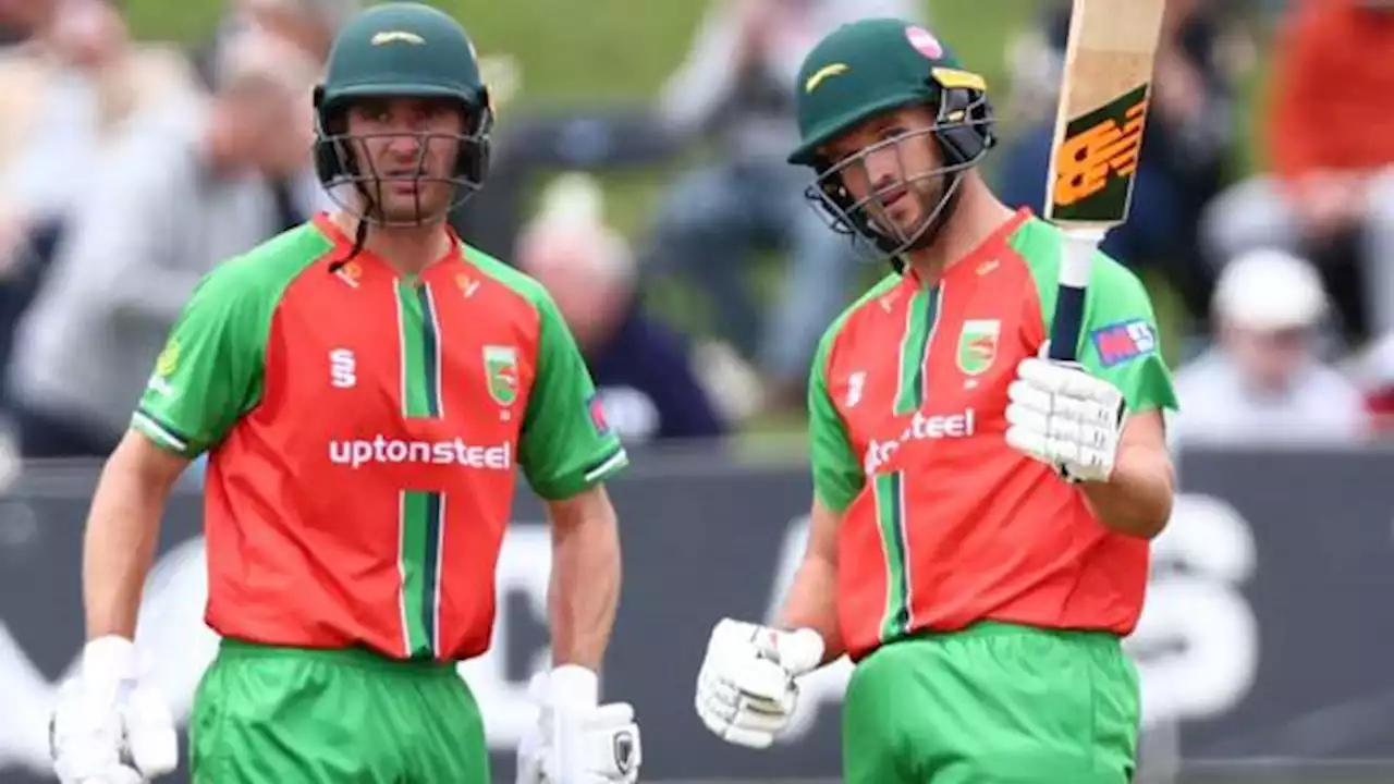 Foxes thrash Kent as Rew hits another century