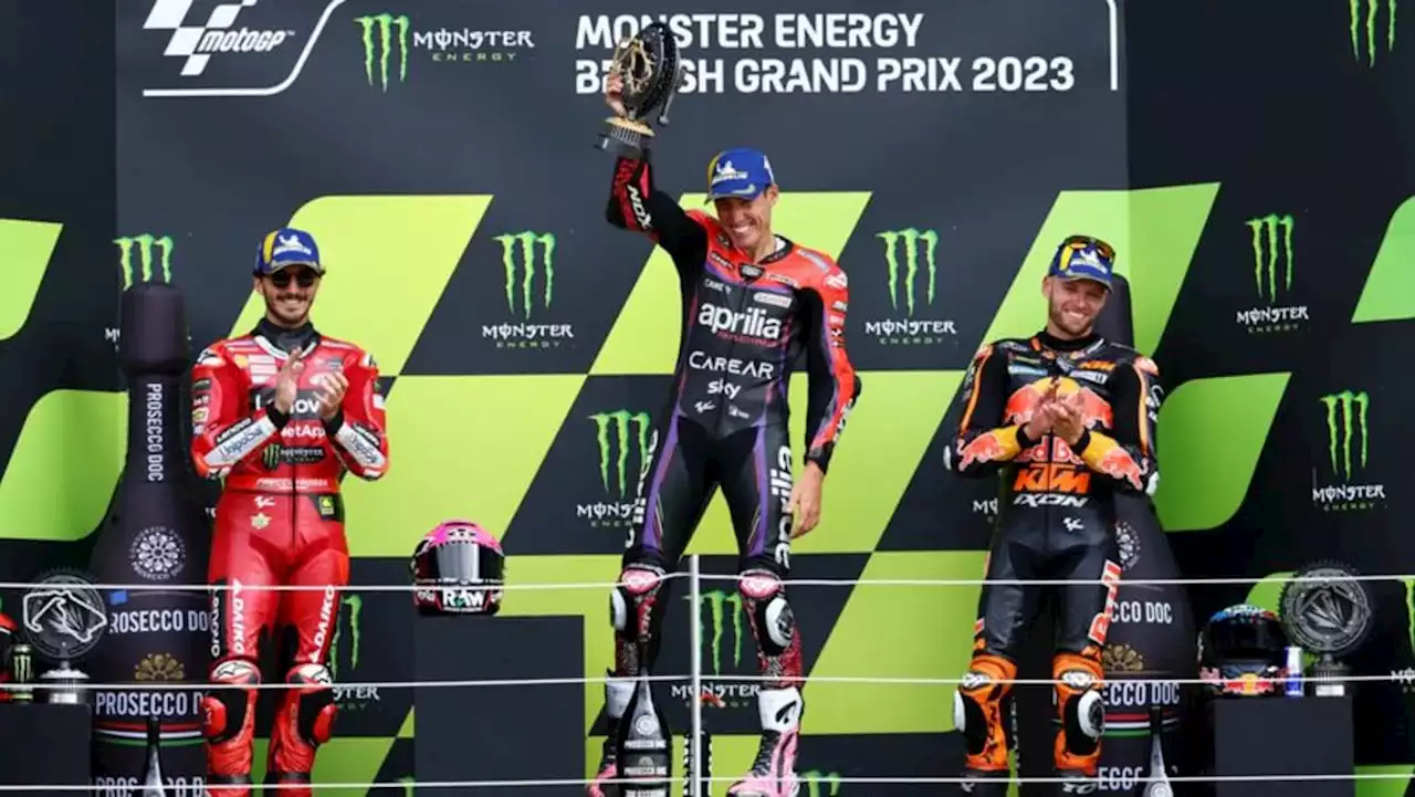 Aprilia's Aleix Espargaro wins in Britain with last lap pass