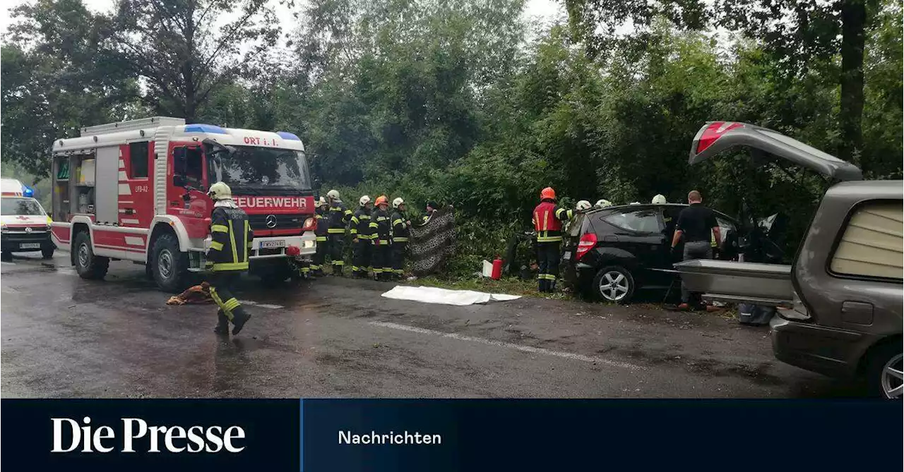 Zwei Tote bei durch Zufall entdecktem Unfall in Oberösterreich