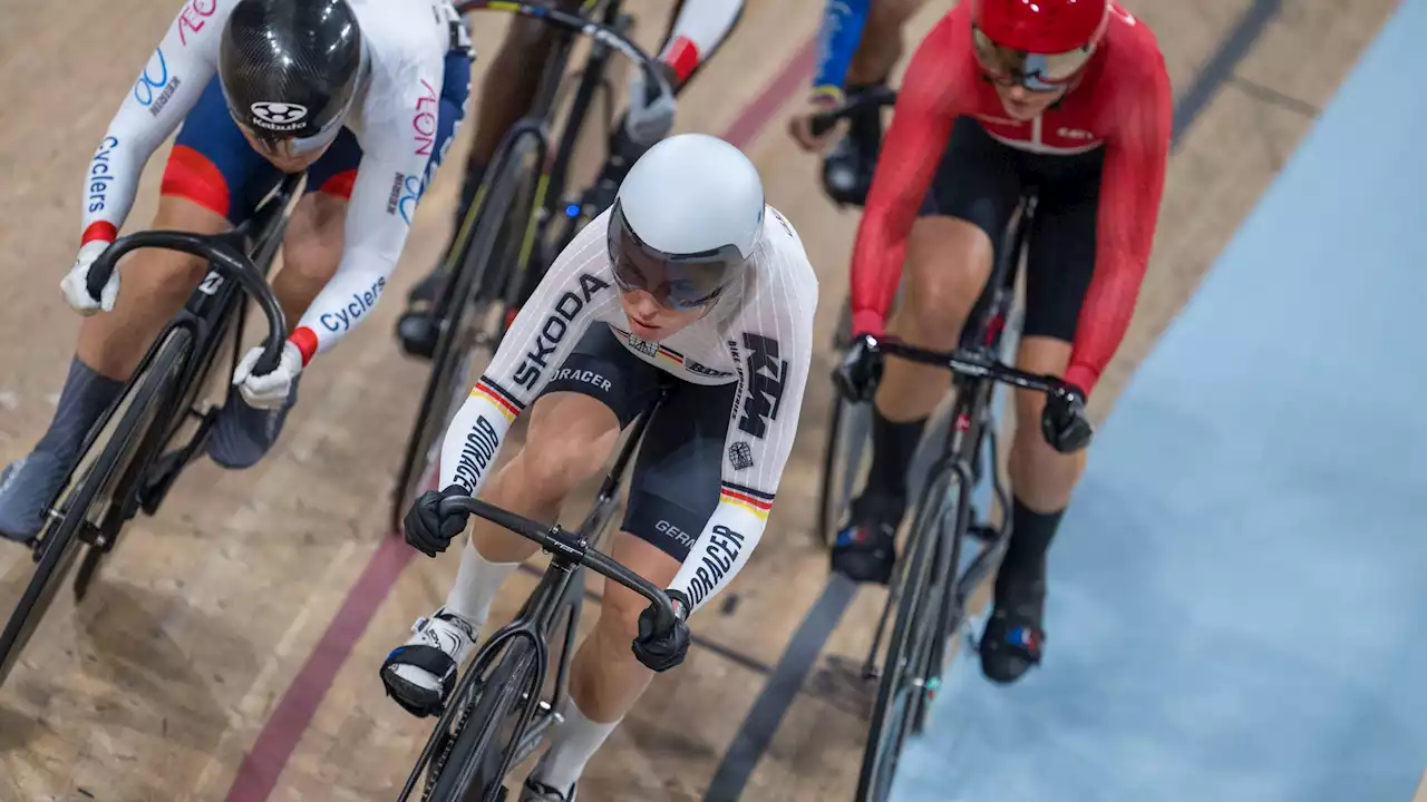 Rad-WM 2023: Emma Hinze muss im Keirin über die Hoffnungsrunde gehen - Lea Sophie Friedrich souverän - Eurosport