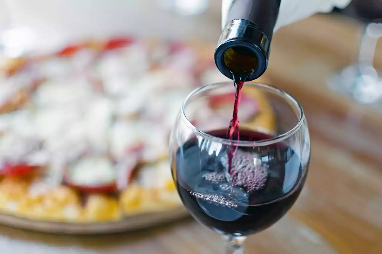 The Best Wine to Drink with Pizza, According to an Expert