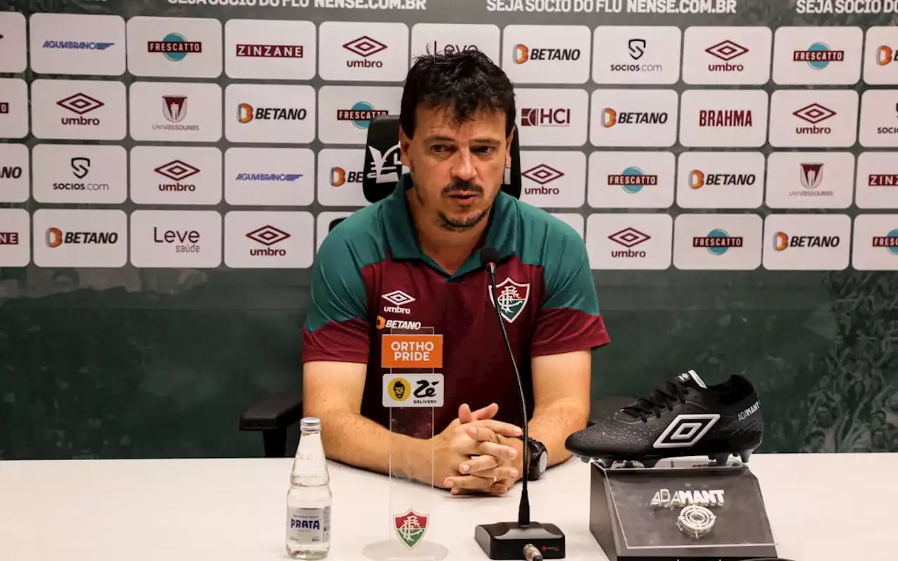 Diniz critica expulsão de Lelê e pede renovação de Fábio após vitória: 'Gênio do gol' | Fluminense | O Dia