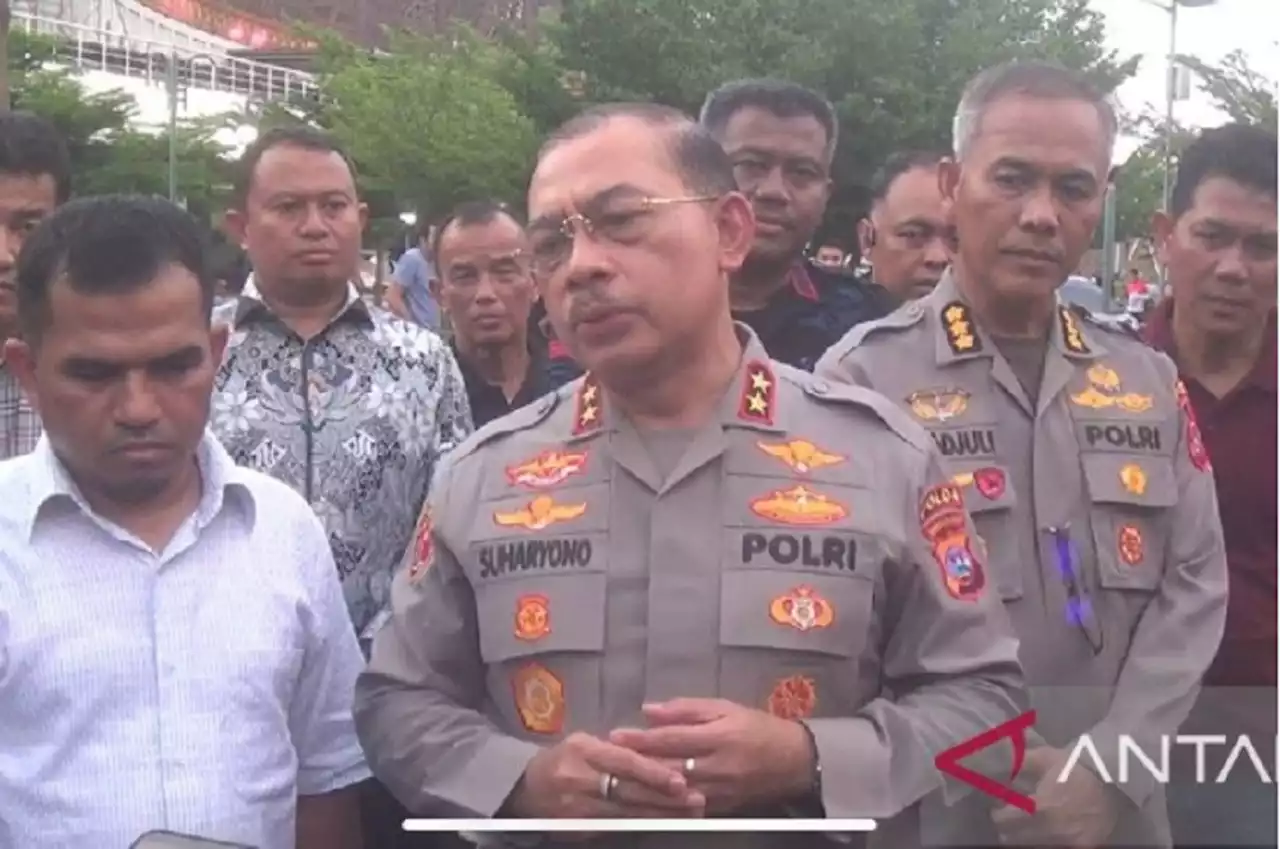 Kapolda Sumbar Klarifikasi soal Video Viral Polisi Diduga Injak Tempat Ibadah