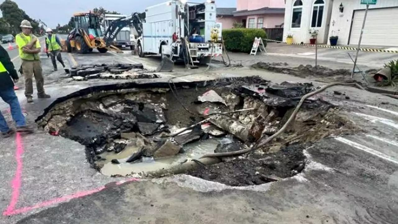 2 sinkholes in 2 days in Alameda force water shut off, road closures