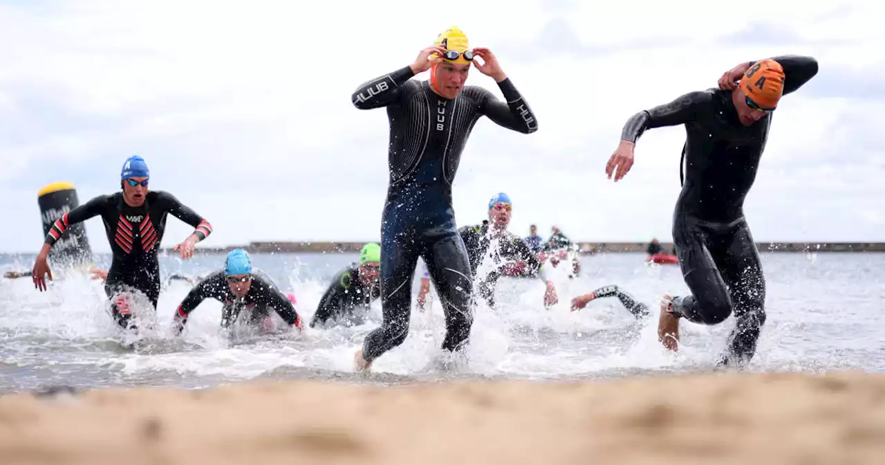 Des dizaines de nageurs malades après une compétition de triathlon au Royaume-Uni