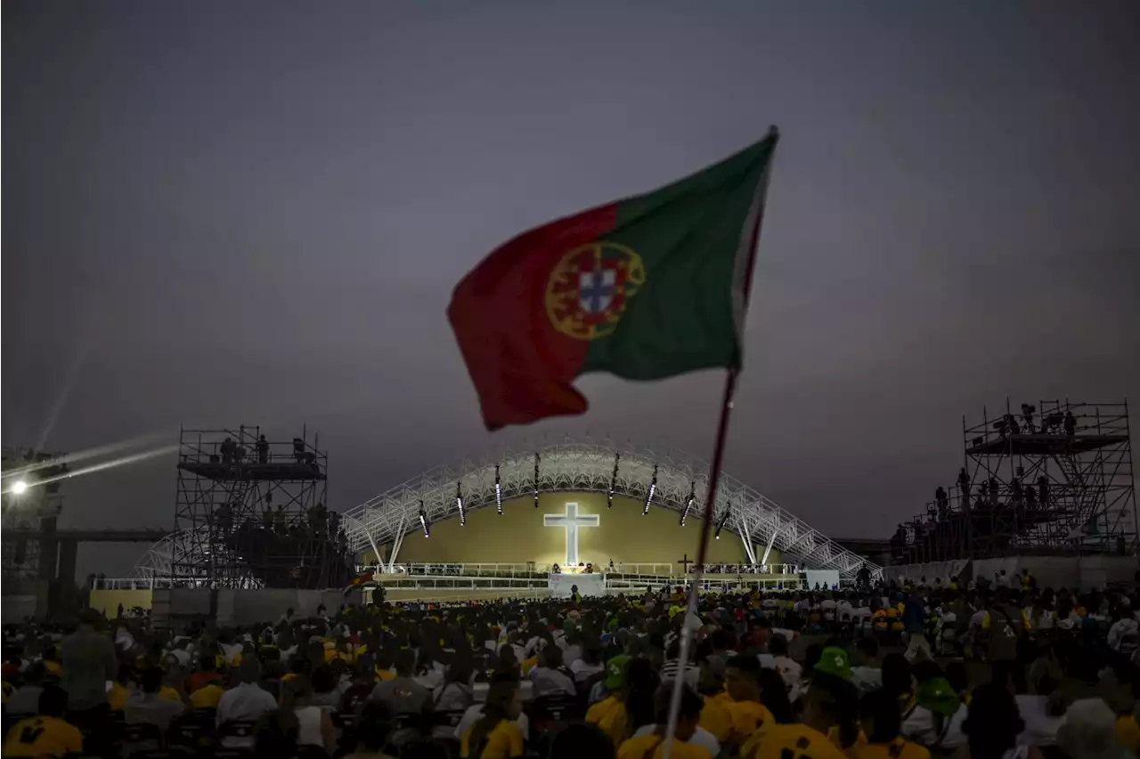 Pope's vigil in Portugal draws 1.5 million pilgrims