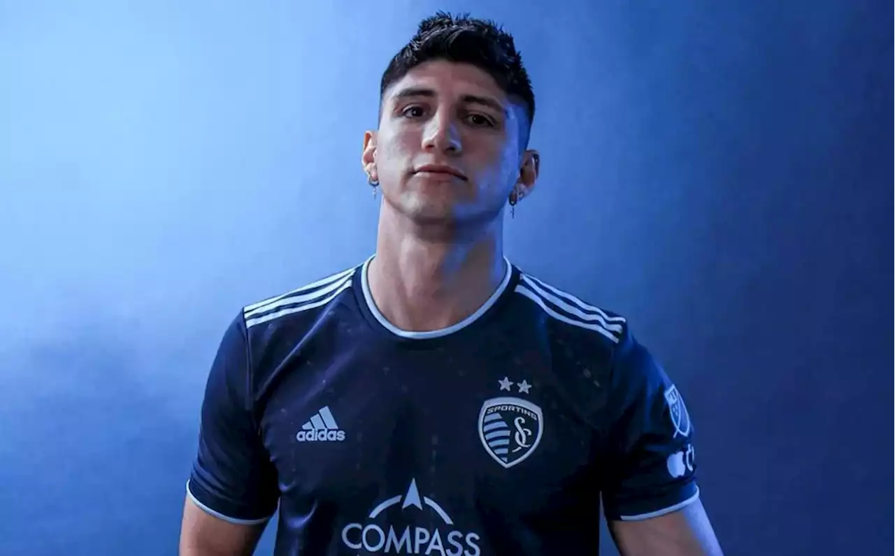 Alan Pulido no llegará a Chivas; renovará con el Sporting Kansas City