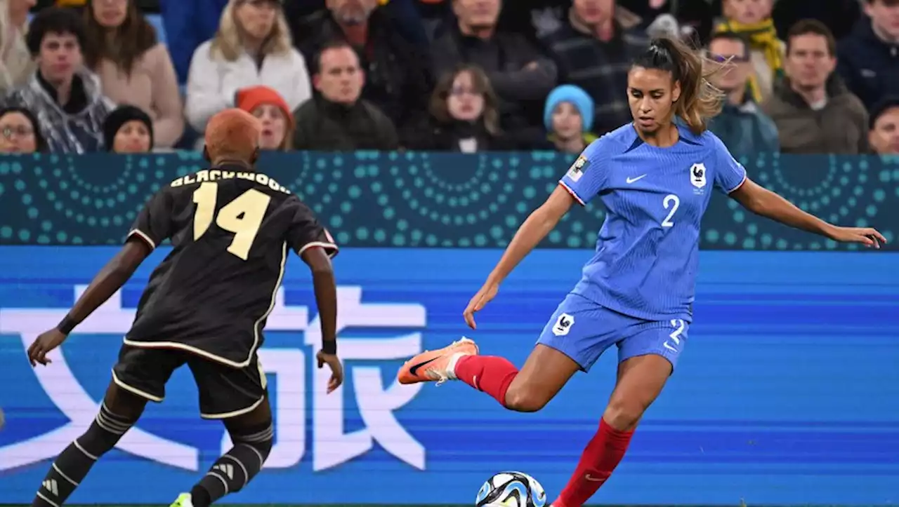 Mondial féminin : la Montpelliéraine Maëlle Lakrar touchée à une cuisse à deux jours de France-Maroc