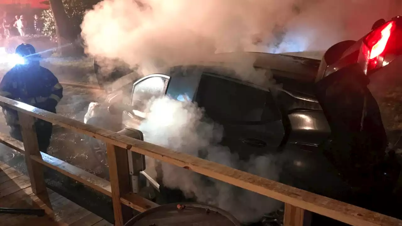 Electric car parked in Mass. driveway spontaneously bursts into flames