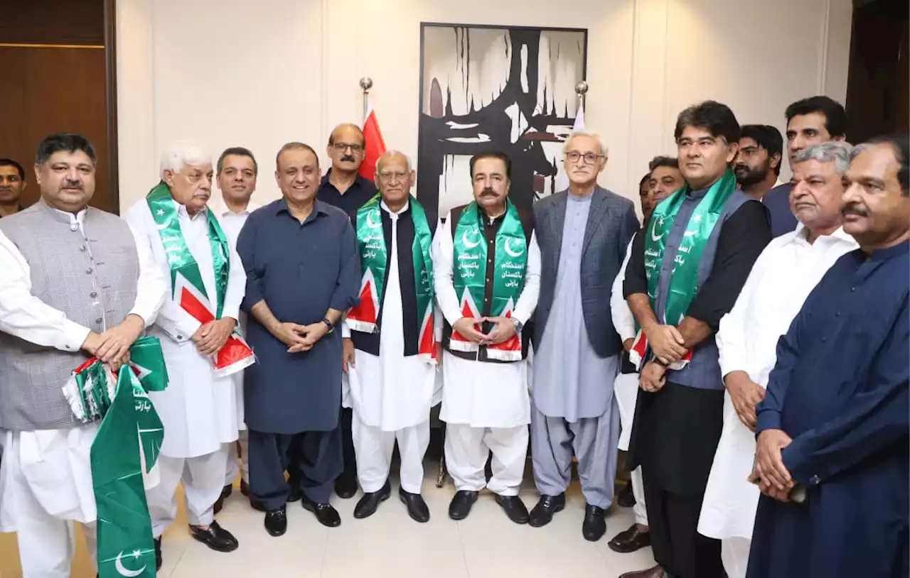 ابھی عمران خان کی کرپشن کا صرف ایک قطرہ سامنے آیا بزدار اور فرح گوگی گرفتار ہوں گے تو اصل کہانی سامنے آئے گی: عبدالعلیم خان