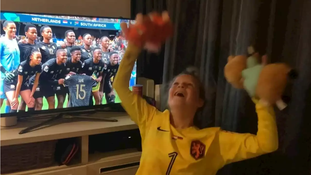 Deze superfans brulden de Oranje leeuwinnen vannacht naar de overwinning