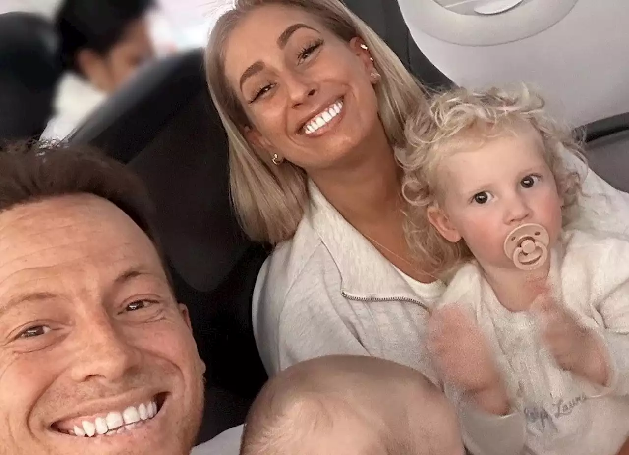 Stacey Solomon enjoys 'beach day' with family and forgets about 'rude' passenger