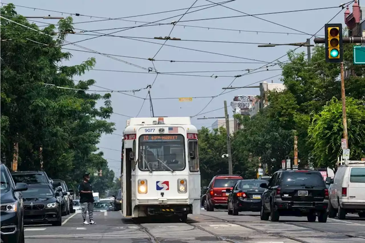 4 injured in yet another SEPTA crash that derailed a trolley