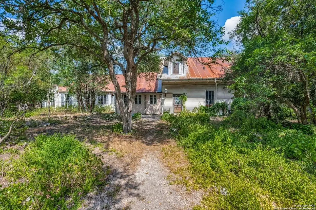 An 1845 house built by one of New Braunfels' first settlers is for sale