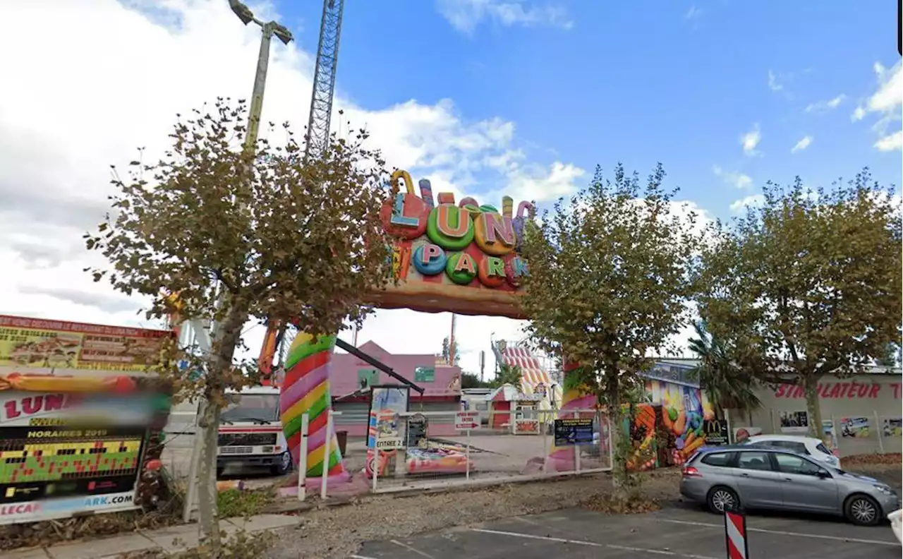 Un adolescent tué et une jeune femme grièvement blessée dans un accident de manège dans l’Hérault