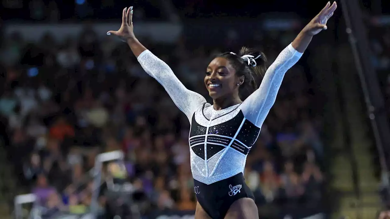 Gymnastik: Simone Biles tillbaka efter två år – vann direkt i Chicago