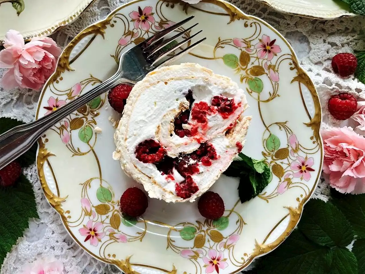 Renée Kohlman: Raspberry and rosewater jelly roll is the perfect summer dessert