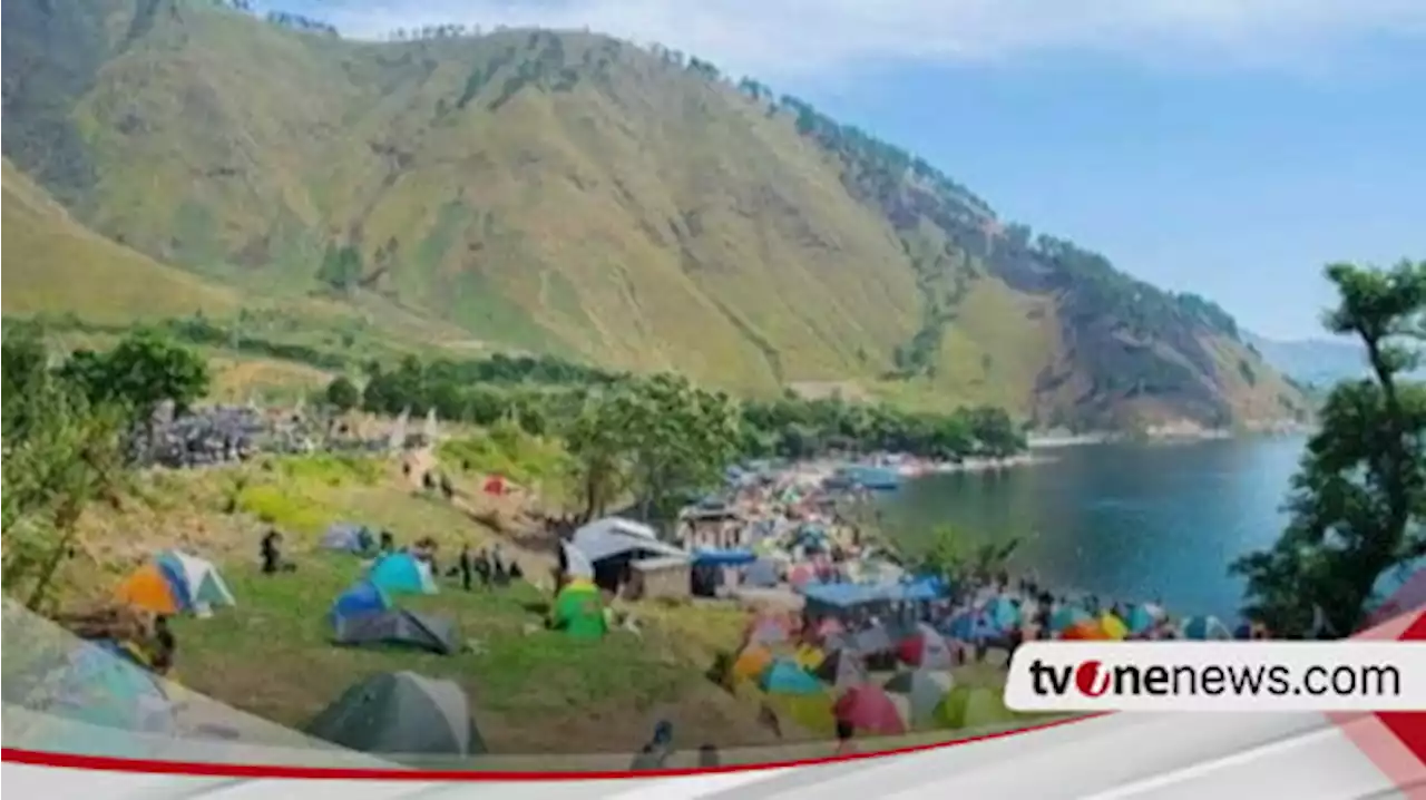 Bukit Simarpalakka di Danau Toba, Panorama Indah Untuk Healing