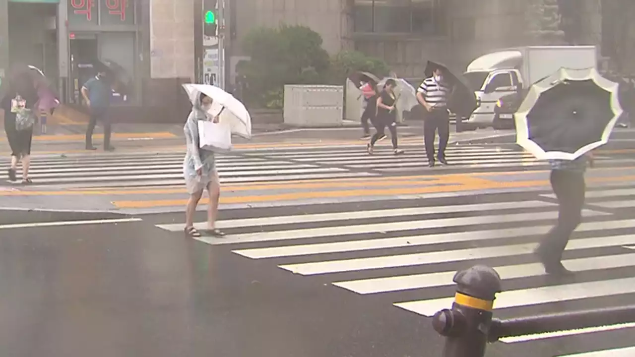 [날씨] 서쪽 찜통, 서울 35℃, 화순 37℃...태풍, 日 지나 동해안으로