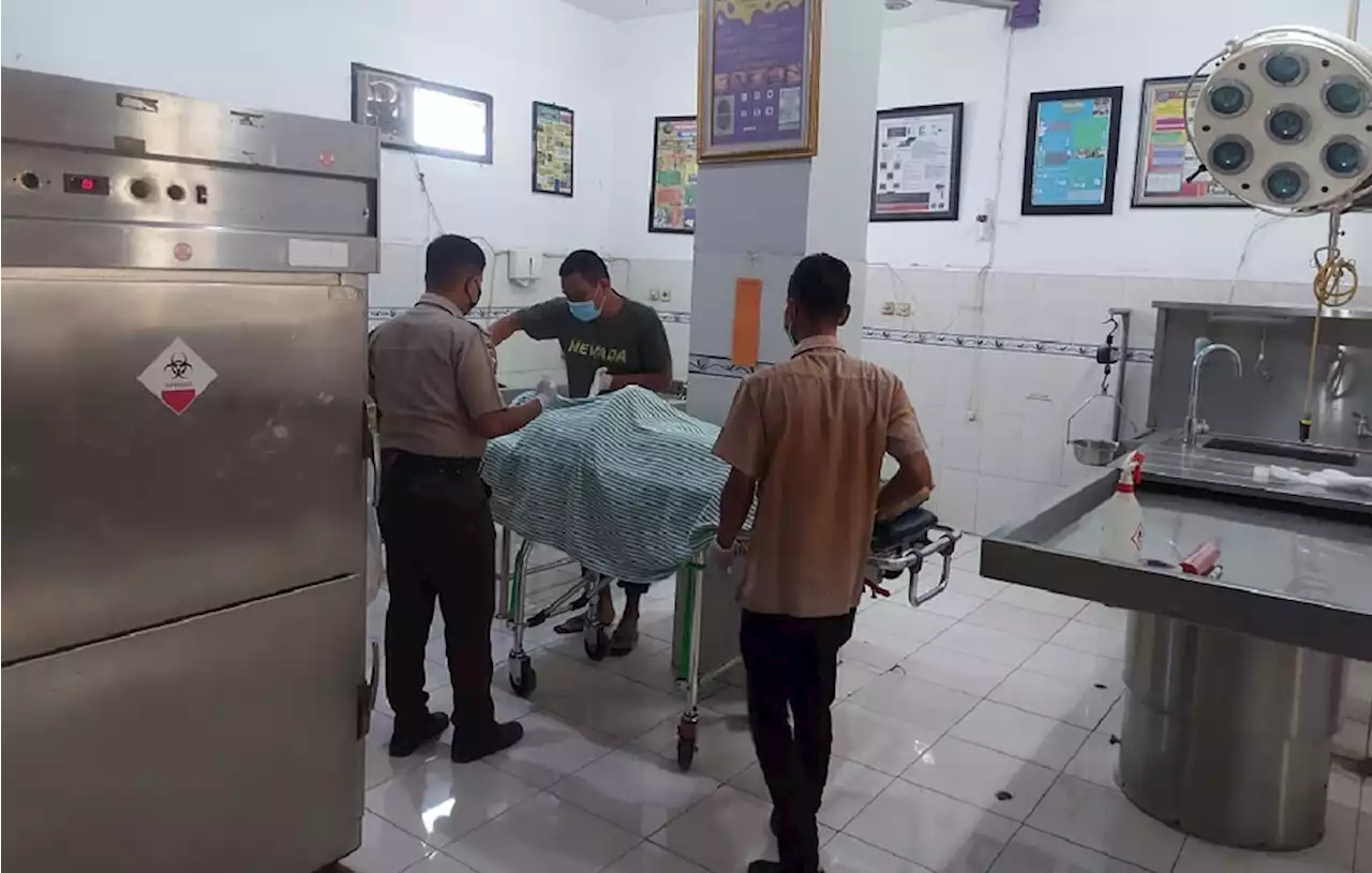 Dipepet 3 Orang Bercelurit, Seorang Pemuda di Kediri Tewas di Parit