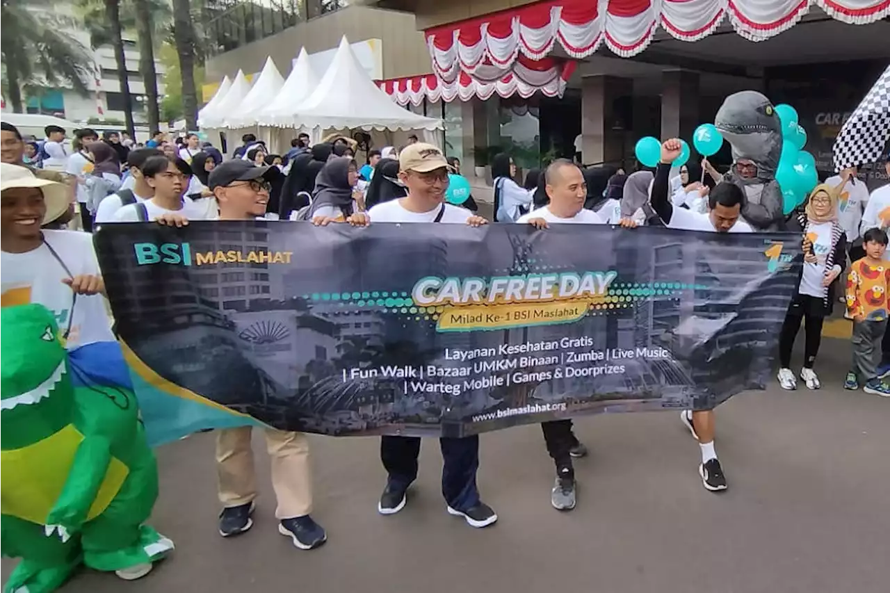 Selenggarakan Fun Walk, BSI Maslahat Harap Bisa Tingkatkan Gaya Hidup Sehat Masyarakat