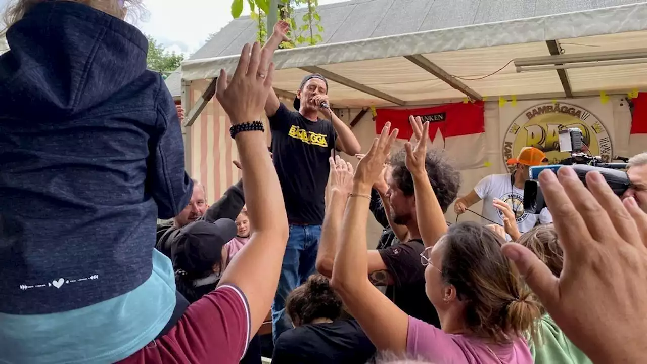 10 Konzerte in 30 Stunden: Rap geht auch im Biergarten