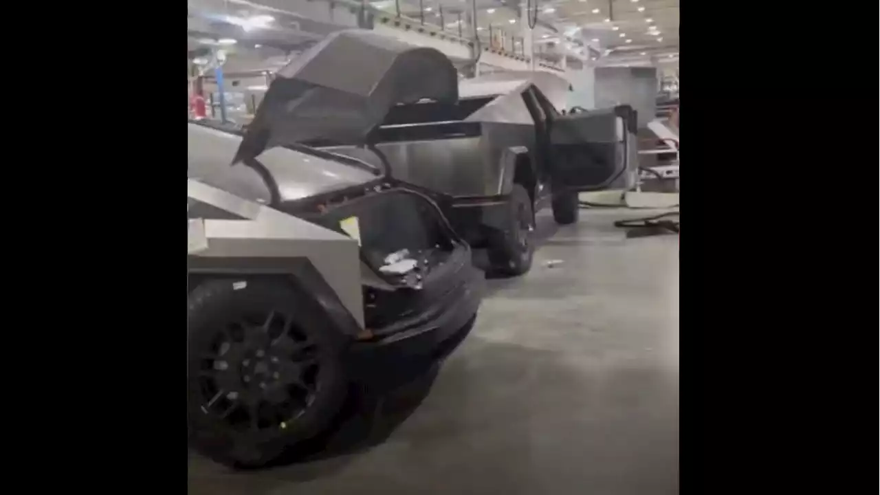 New Video Reveals Just How Small The Tesla Cybertruck's Frunk Will Be