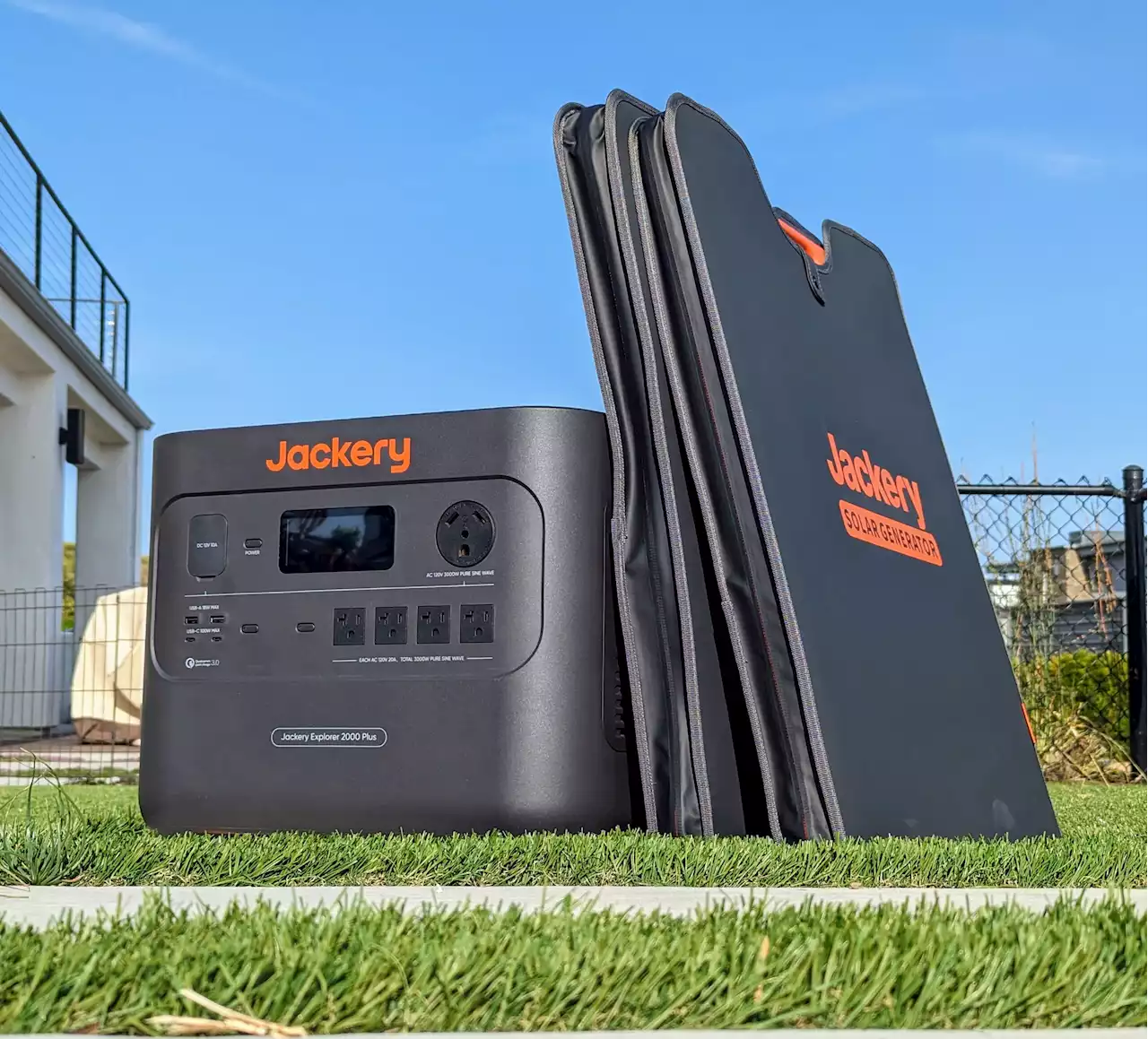 The Jackery Solar Generator 2000 Plus - CleanTechnica Tested - CleanTechnica