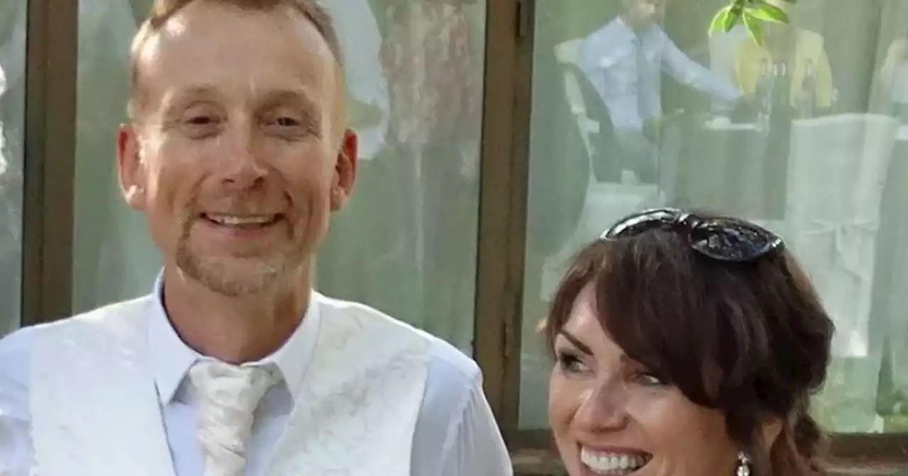 Bride marries hubbie 25 years after first meeting and says 'it's never too late'