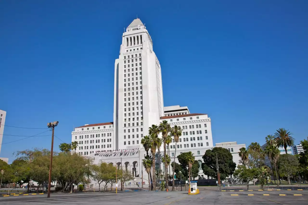 11,000 Los Angeles City Workers Initiate 24-Hour Strike, Will Picket Overnight At City Hall, LAX Other Locations