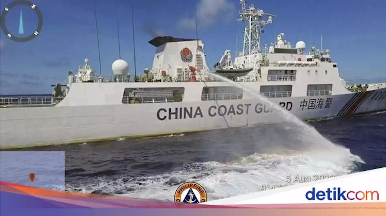 Panas! China Tembakkan Meriam Air ke Kapal Filipina