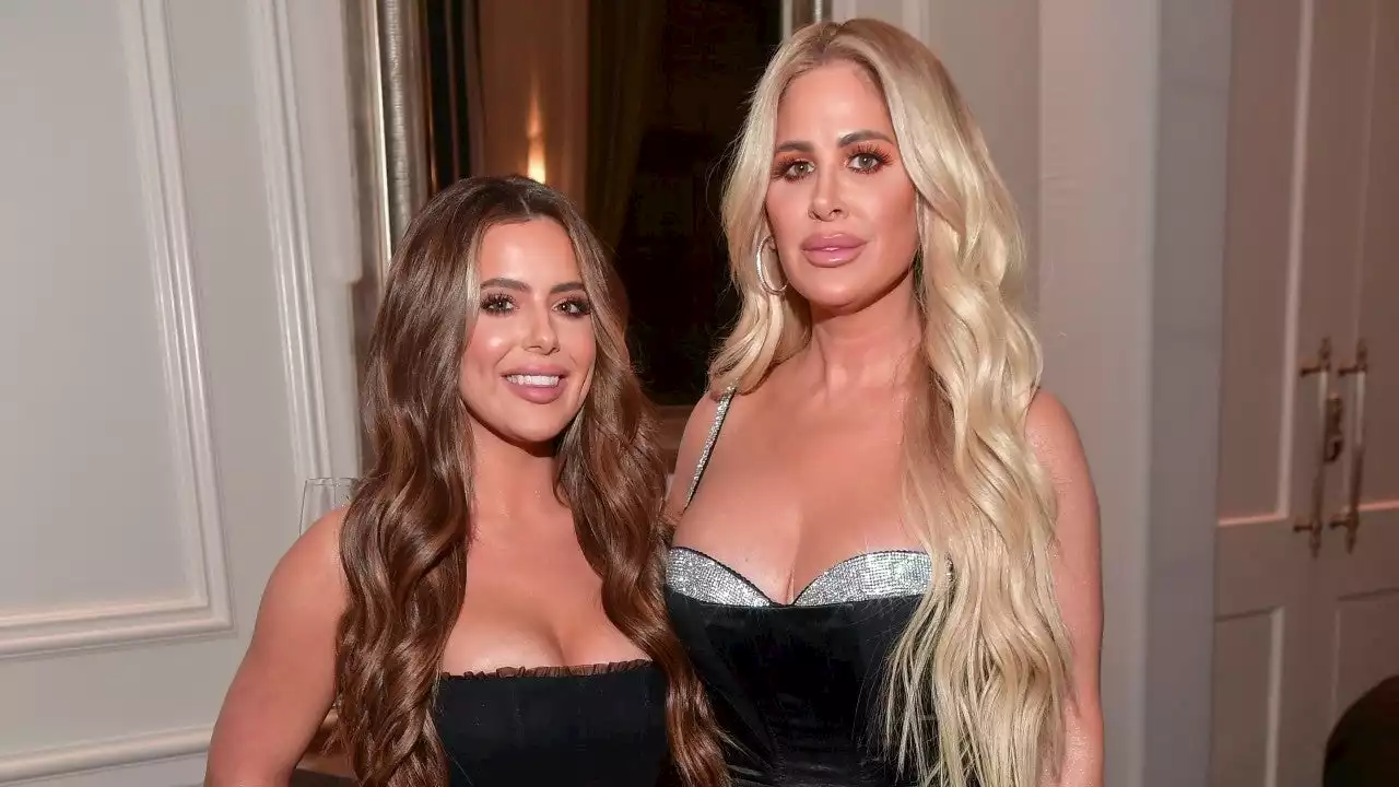 Kim Zolciak-Biermann & Daughter Party at Jason Aldean's Concert