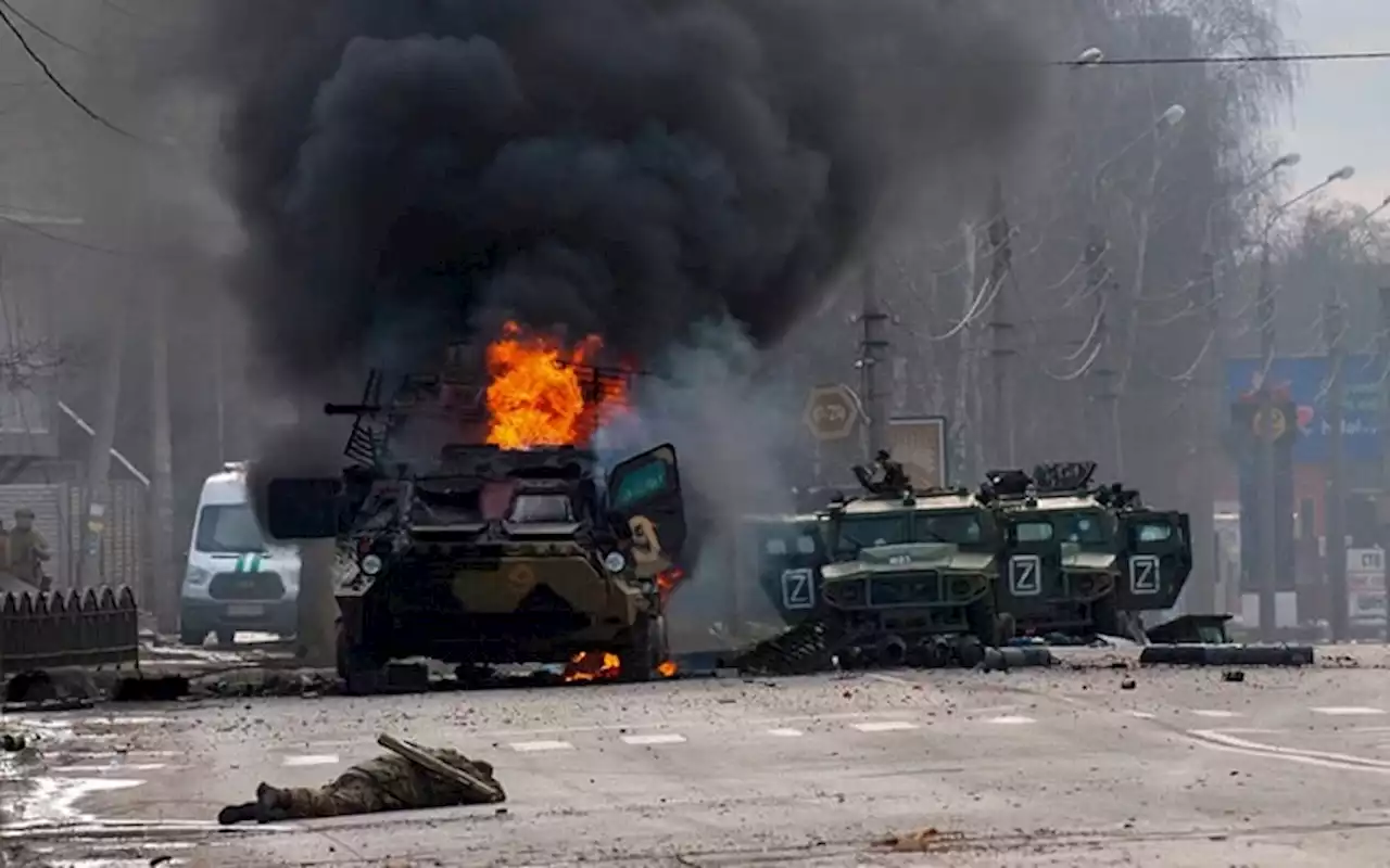 3 killed in Russian shelling of Kherson, Kharkiv region