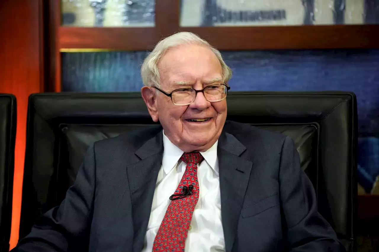 Berkshire Hathaway stock scales record as operating profit tops US$10-billion