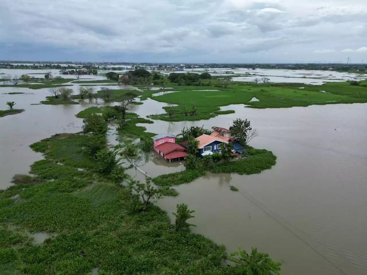 Bulacan governor speaks to Marcos on need to fix drainage system