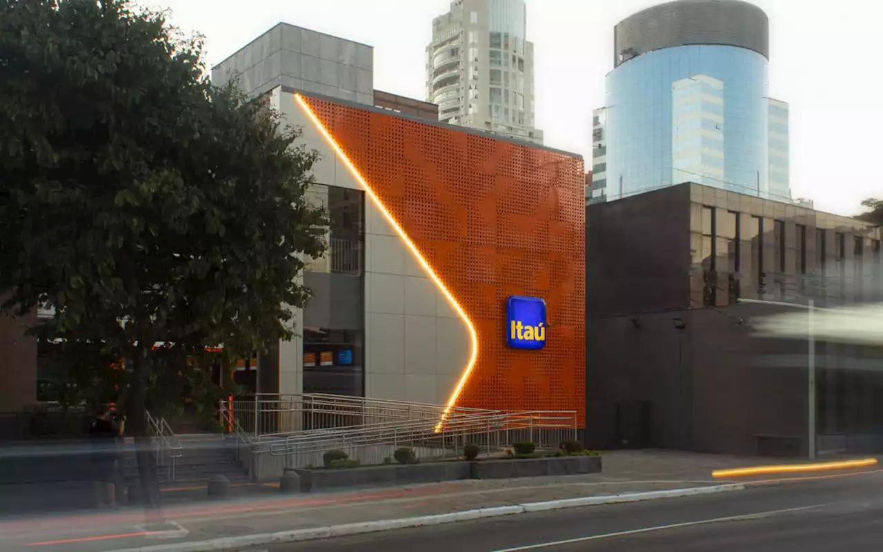 Internautas reagem à queda do site do banco Itaú | Economia | O Dia