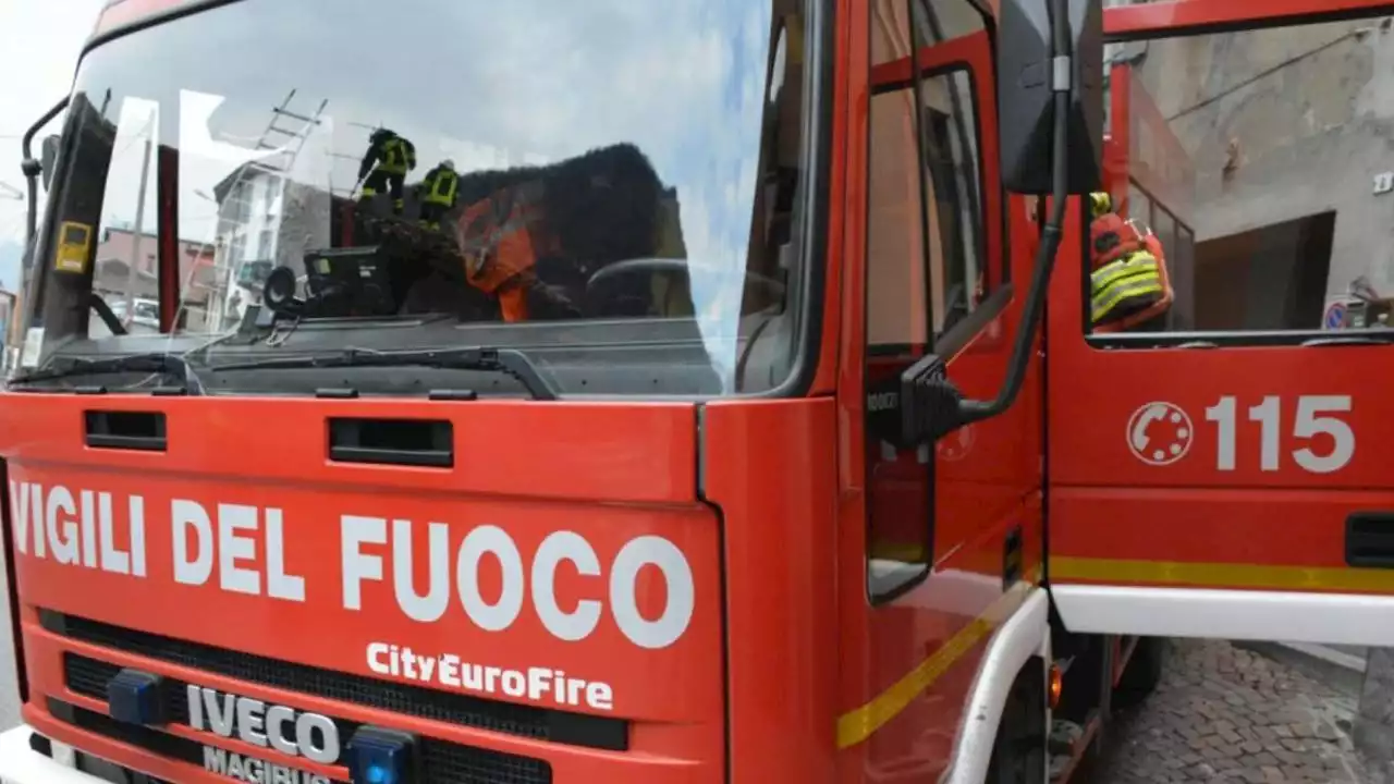 Cedono scaffali con 25 mila forme di Grana, muore imprenditore bergamasco