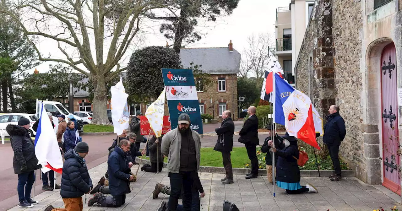 Darmanin engage la dissolution de Civitas, séquestration d’une femme en Moselle, mort de William Friedkin… L’actu de ce lundi 7 août