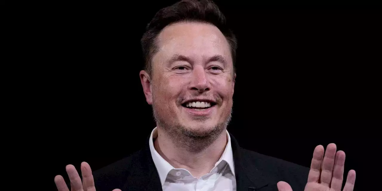 Elon Musk says his cage fight with Mark Zuckerberg will be livestreamed on X