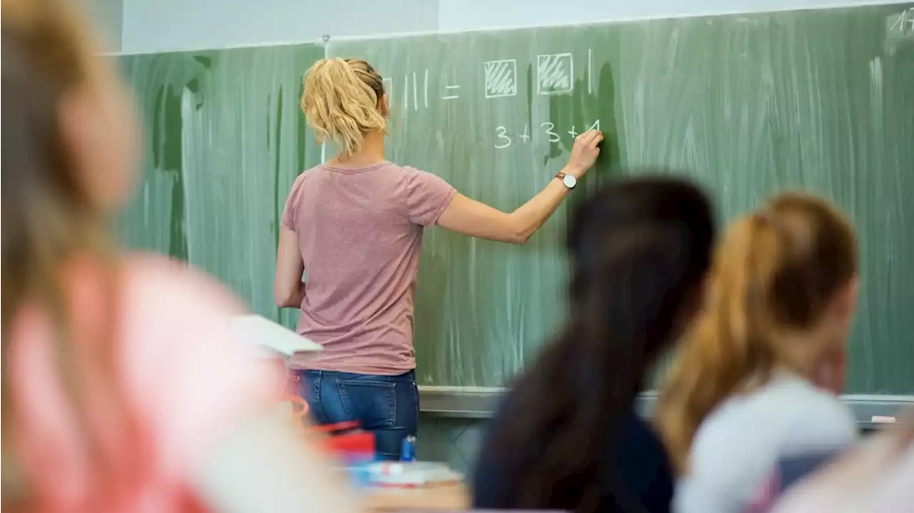 Eine Woche vor Schulstart: Mehr als 300 Stellen unbesetzt