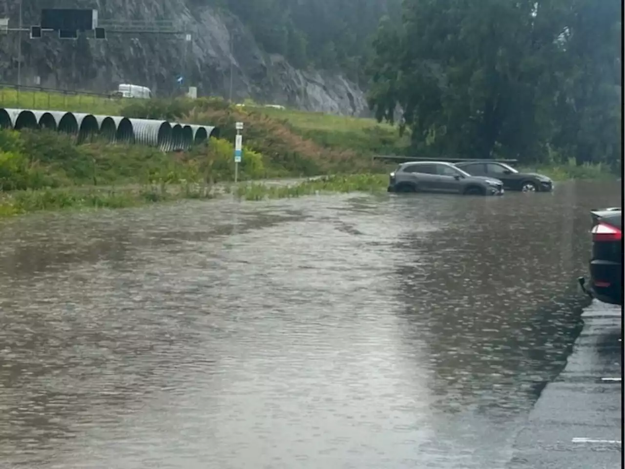 Niż «Hans» nad Norwegią: - Policja odradza podróżowanie i wychodzenie z domu