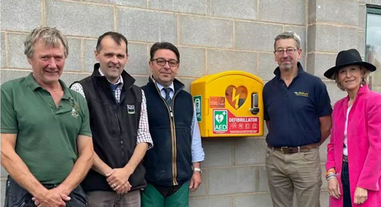 Mission accomplished as lifesaving defibrillator installed at livestock market