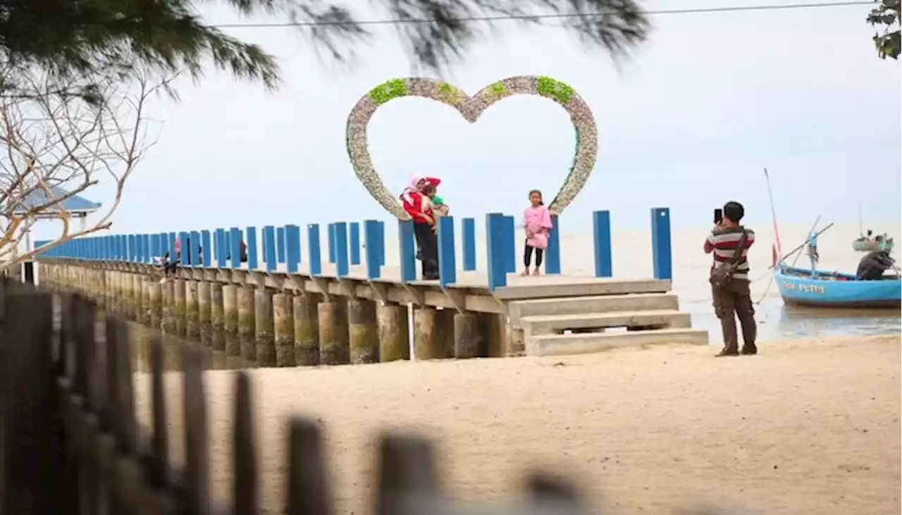 Ingin Mantai? Deretan Pantai di Rembang Ini Bisa Jadi Pilihan Loh