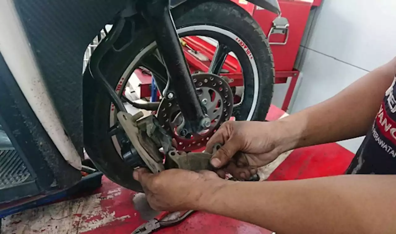 Tanda Kampas Rem Motor Harus Diganti, Jangan Remehkan